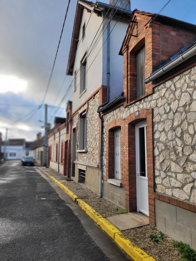 Petite Maison A Salbris Buitenkant foto